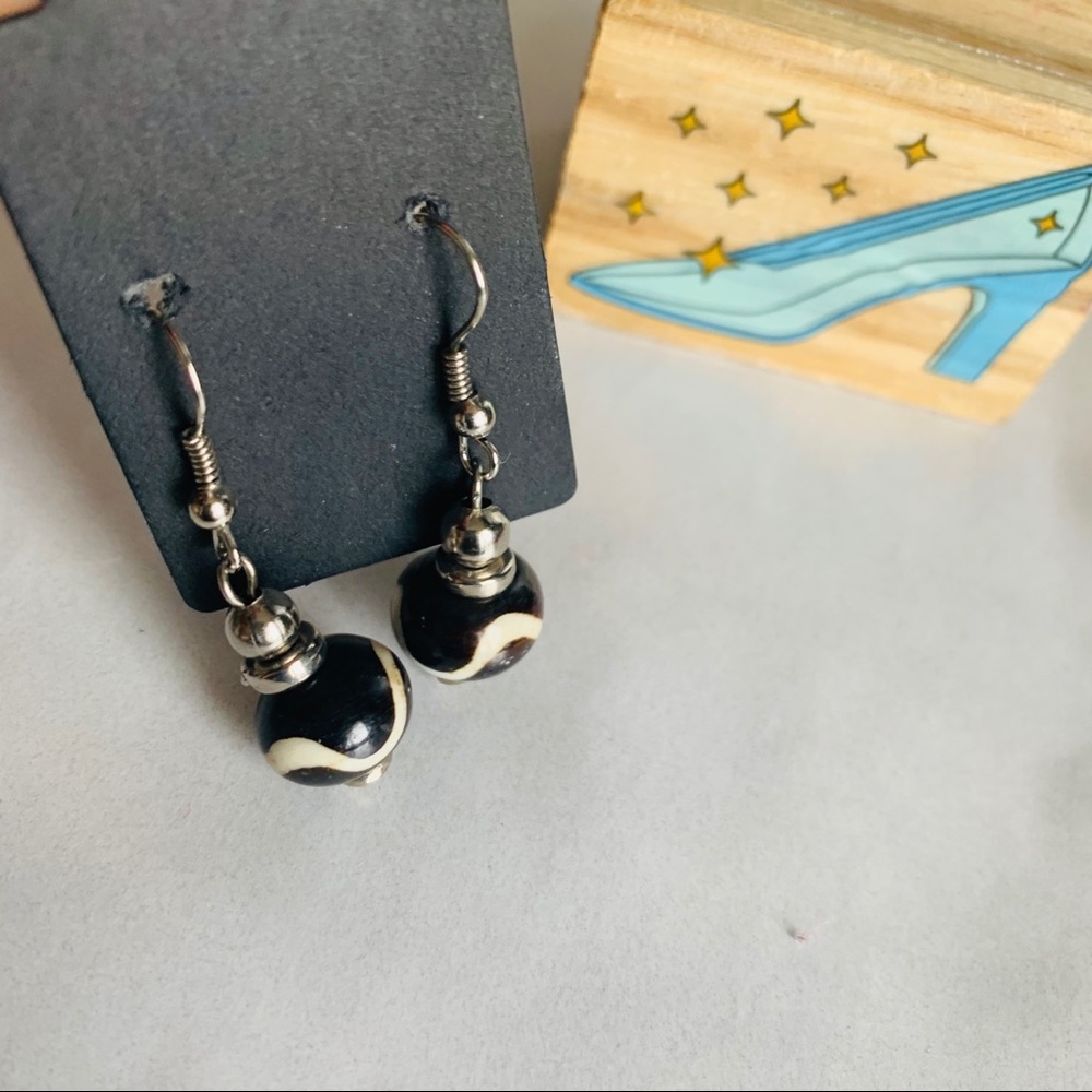 Vintage Cow Print Costume Earrings - Picture 7 of 8